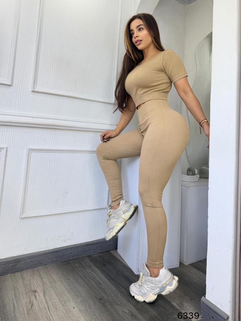 Set Paulina • Ref. 6339